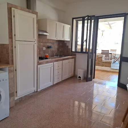 Le Li Sarruni By Salentoinvacanzacom